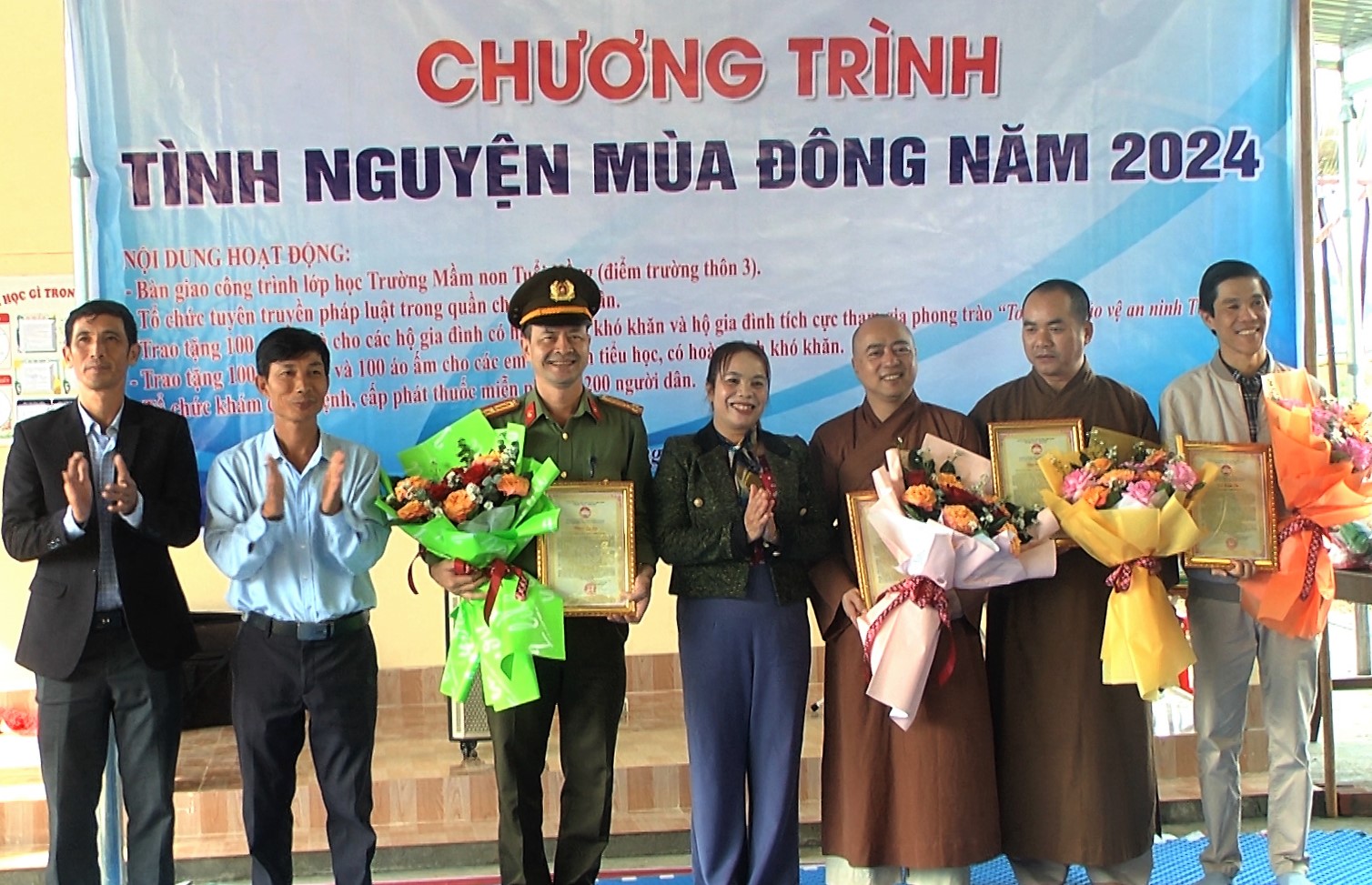 CHƯƠNG TRÌNH TÌNH NGUYỆN MÙA ĐÔNG NĂM 2024.